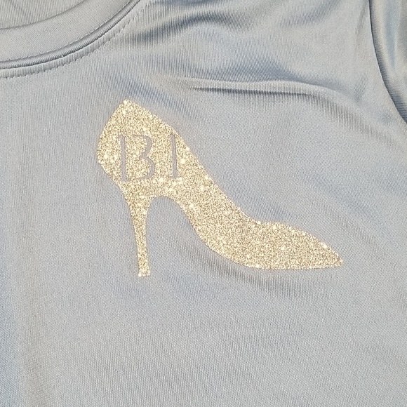 Blue Glass Slipper running crew neck NWT - Picture 2 of 3